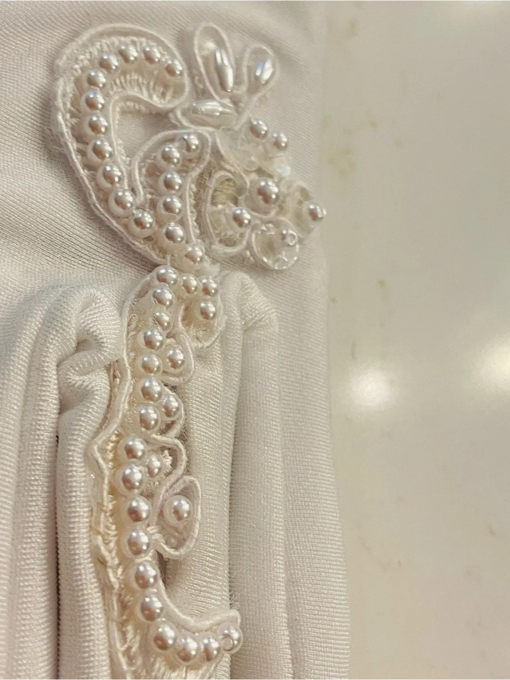Vintage Bridal Gloves White Nylon  w/ Finger Lace Detail Ring Exposure One Size